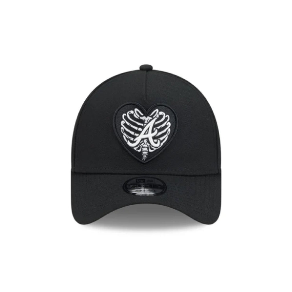 Atlanta Braves Skeletal Heart 9FORTY A-Frame Snapback Cap