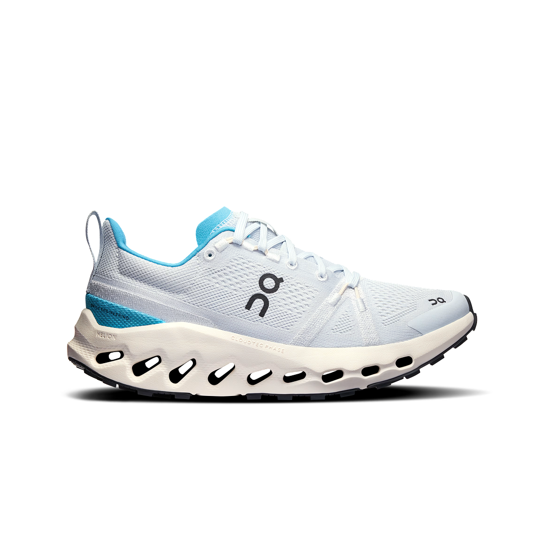 On Cloudsurfer Trail Arctic Ivory