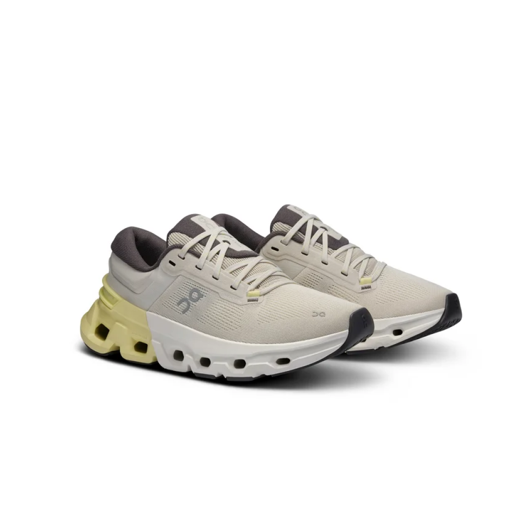 On Cloudflyer 5 Pearl Hay