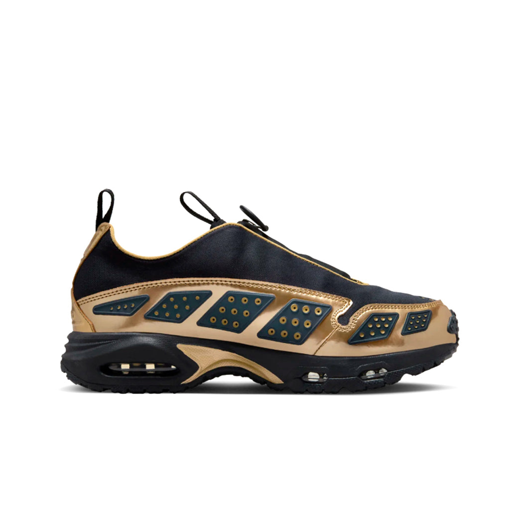 Nike Air Max SNDR 'Black and Metallic Gold'