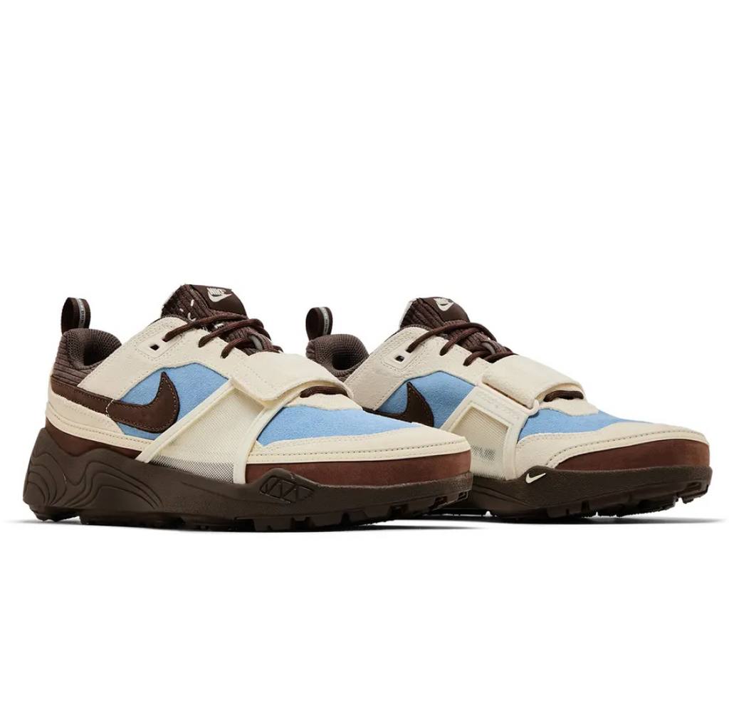 Travis Scott x Nike Zoom Field Jaxx 'Leche Blue'
