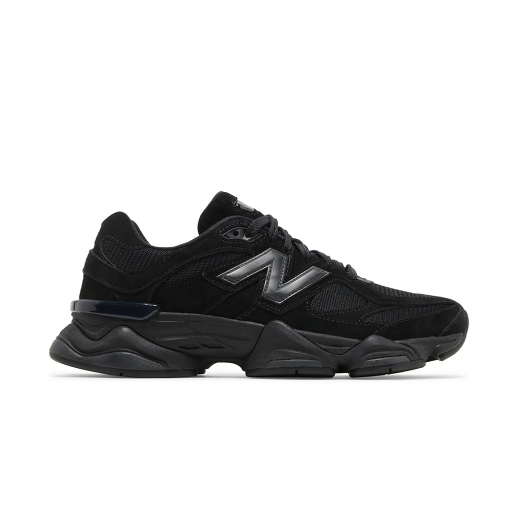 New Balance 9060 Triple Black